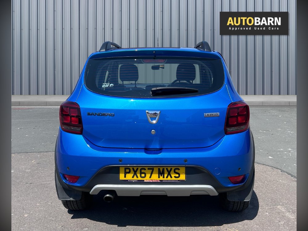 2017 Dacia Sandero Stepway 0.9 TCe Laureate Hatchback 5dr Petrol Manual Euro 6 s/s 90 ps
